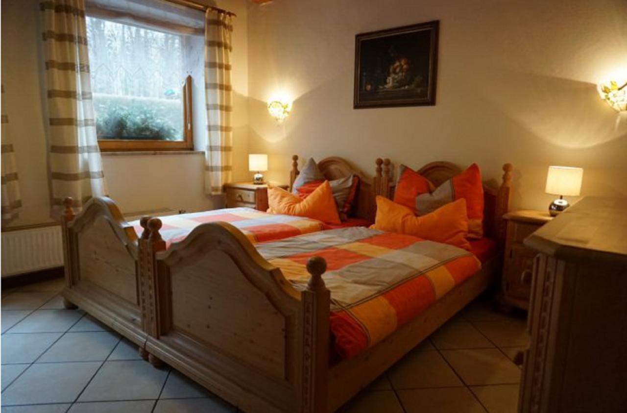 Ferienwohnung Naefelt กุนเซนเฮาเซิน ภายนอก รูปภาพ